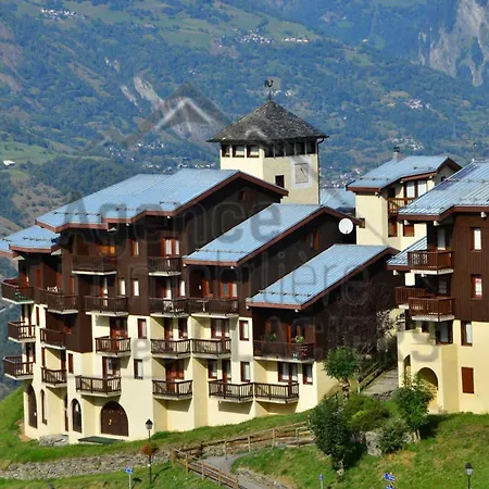 2 Pieces Pour 5 Pers. A Montchavin, Proche Commerces Et Pistes, Balcon Expose Sud/ouest La Plagne