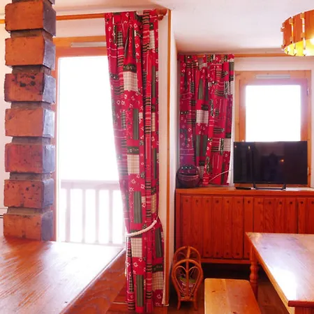 2 Pieces Pour 5 Pers. A Montchavin, Proche Commerces Et Pistes, Balcon Expose Sud/ouest *